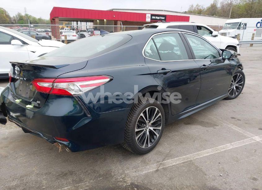 Photo 4 of 2019 Toyota Camry SE (VIN 4T1B11HK4KU750249)