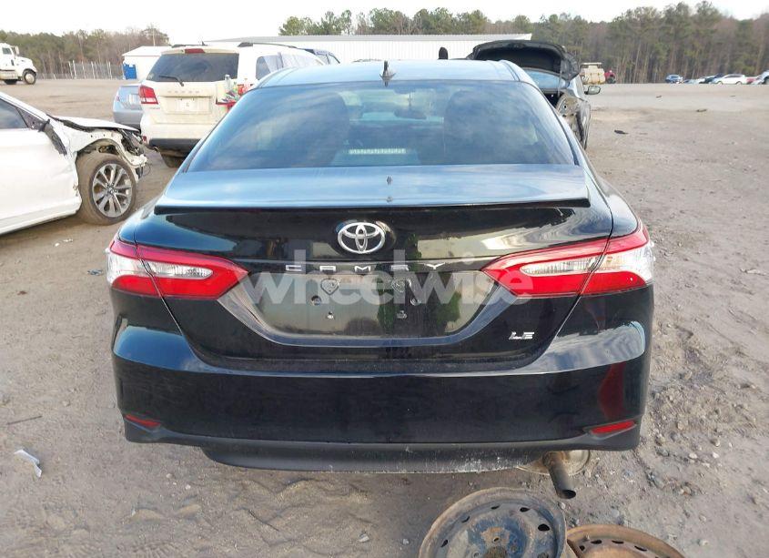 Photo 17 of 2019 Toyota Camry LE (VIN 4T1B11HK4KU763096)