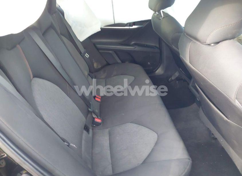 Photo 8 of 2019 Toyota Camry LE (VIN 4T1B11HK4KU763096)