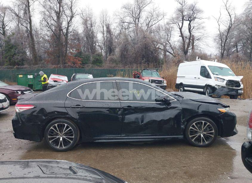 Photo 13 of 2019 Toyota Camry SE (VIN 4T1B11HK4KU765754)