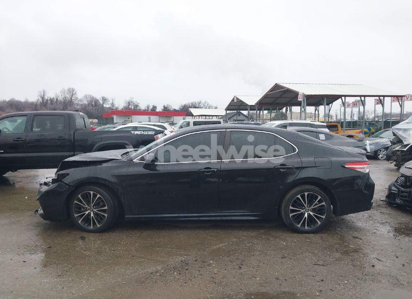 Photo 14 of 2019 Toyota Camry SE (VIN 4T1B11HK4KU765754)