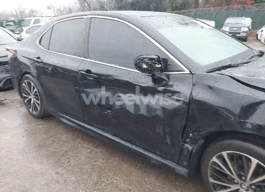 Photo 19 of 2019 Toyota Camry SE (VIN 4T1B11HK4KU765754)
