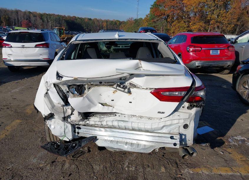 Photo 16 of 2019 Toyota Camry SE (VIN 4T1B11HK4KU780772)