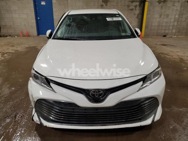 Photo 11 of 2019 TOYOTA CAMRY L (VIN 4T1B11HK4KU799032)