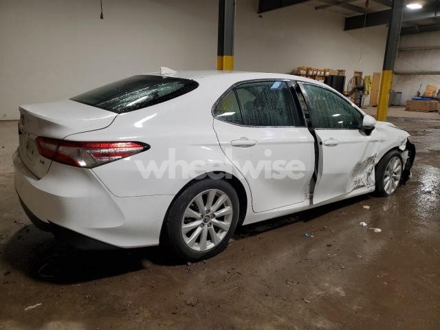 Photo 8 of 2019 TOYOTA CAMRY L (VIN 4T1B11HK4KU799032)
