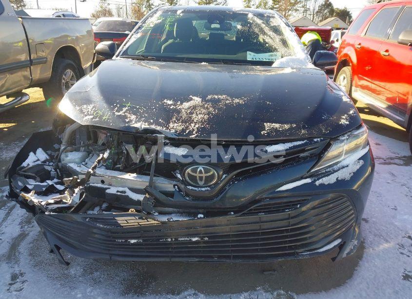 Photo 13 of 2019 Toyota Camry LE (VIN 4T1B11HK4KU799757)