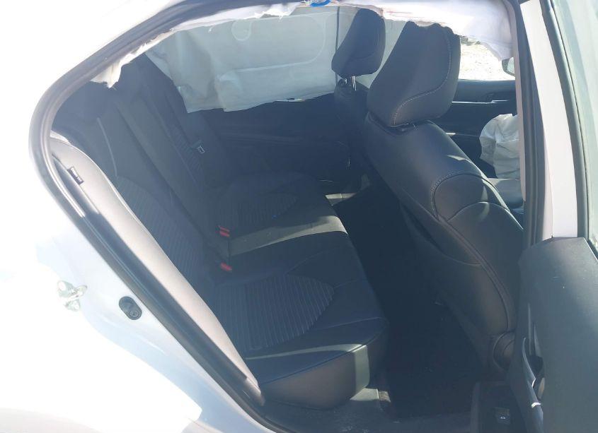 Photo 8 of 2019 Toyota Camry SE (VIN 4T1B11HK4KU807498)