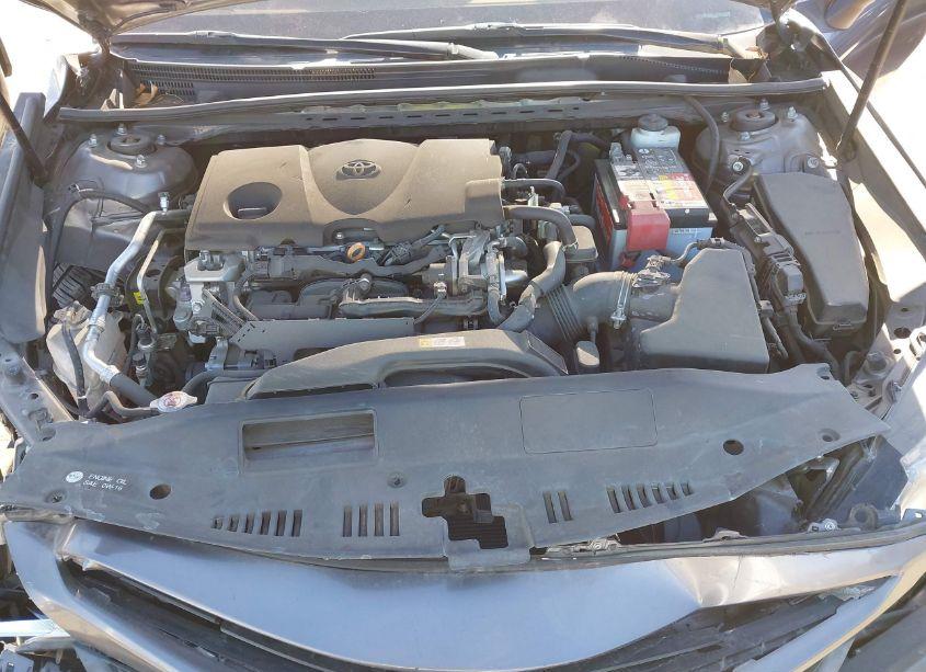 Photo 10 of 2019 Toyota Camry SE (VIN 4T1B11HK4KU810093)