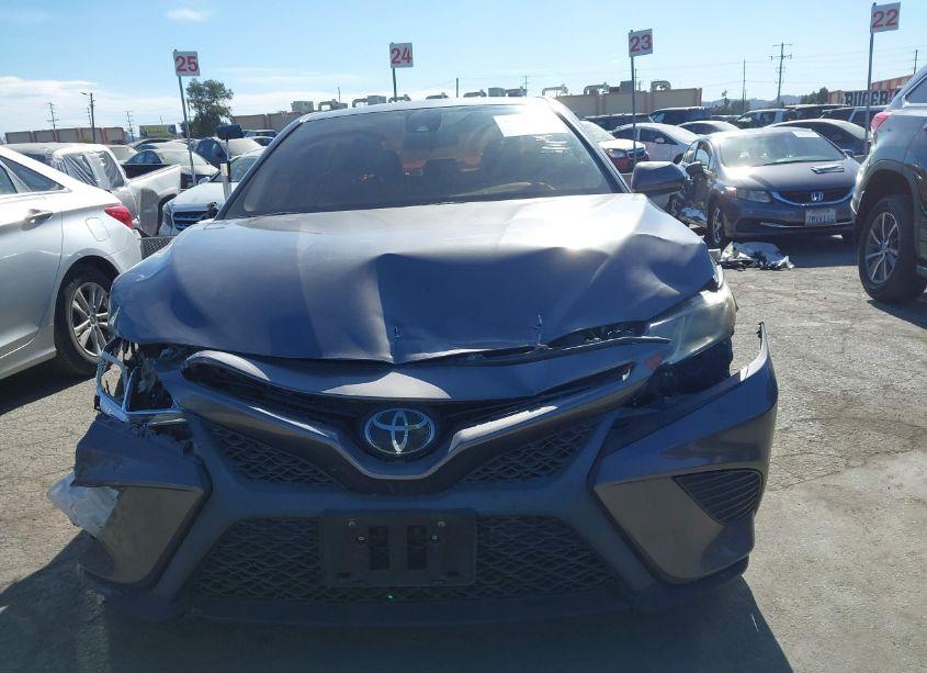 Photo 12 of 2019 Toyota Camry SE (VIN 4T1B11HK4KU810093)
