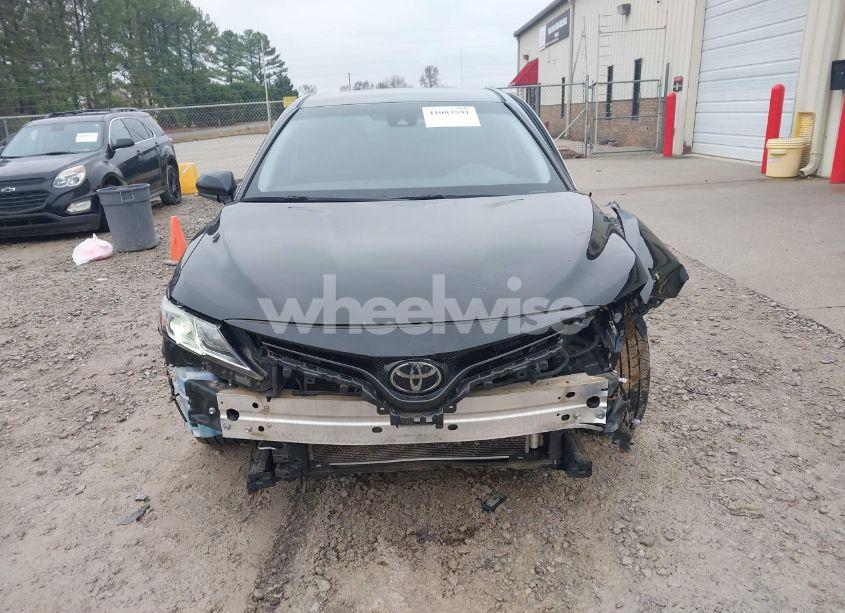 Photo 12 of 2019 Toyota Camry LE (VIN 4T1B11HK4KU810482)