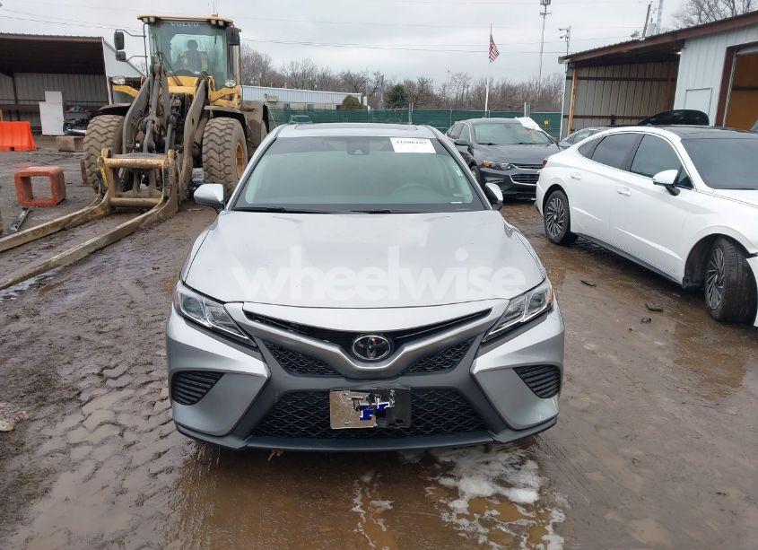 Photo 12 of 2019 Toyota Camry SE (VIN 4T1B11HK4KU834717)