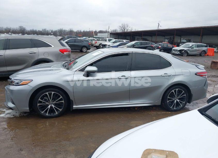 Photo 14 of 2019 Toyota Camry SE (VIN 4T1B11HK4KU834717)