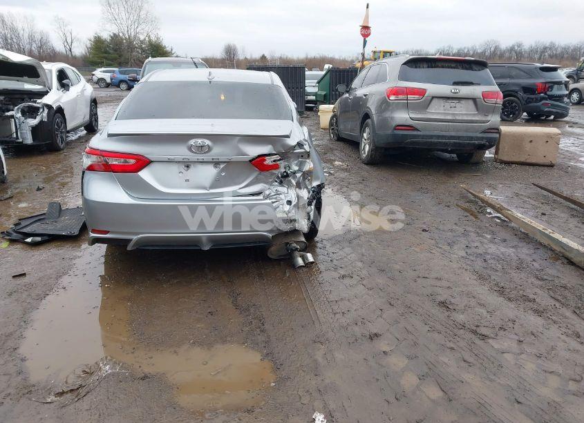 Photo 16 of 2019 Toyota Camry SE (VIN 4T1B11HK4KU834717)