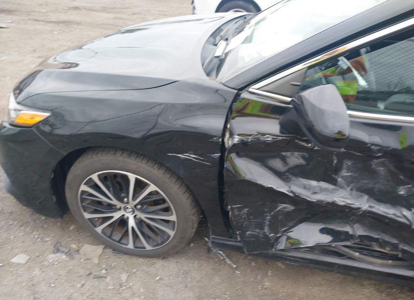 Photo 6 of 2019 Toyota Camry SE (VIN 4T1B11HK4KU842252)