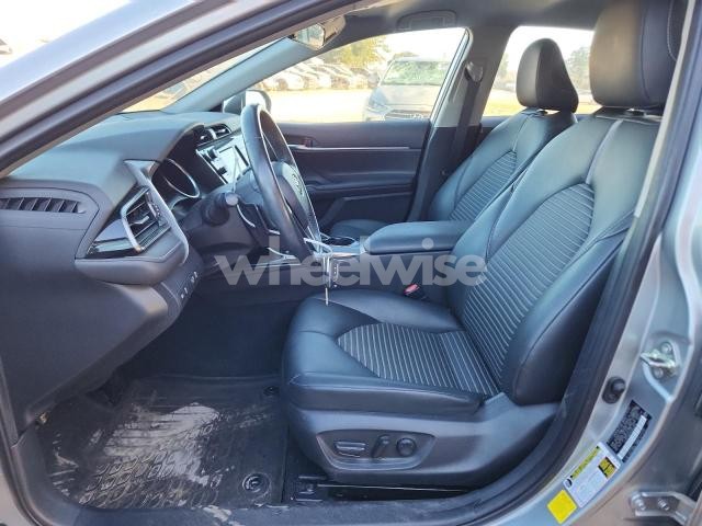 Photo 4 of 2019 TOYOTA CAMRY L (VIN 4T1B11HK4KU843059)