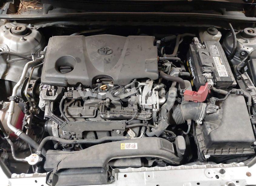 Photo 10 of 2019 Toyota Camry LE (VIN 4T1B11HK4KU856197)