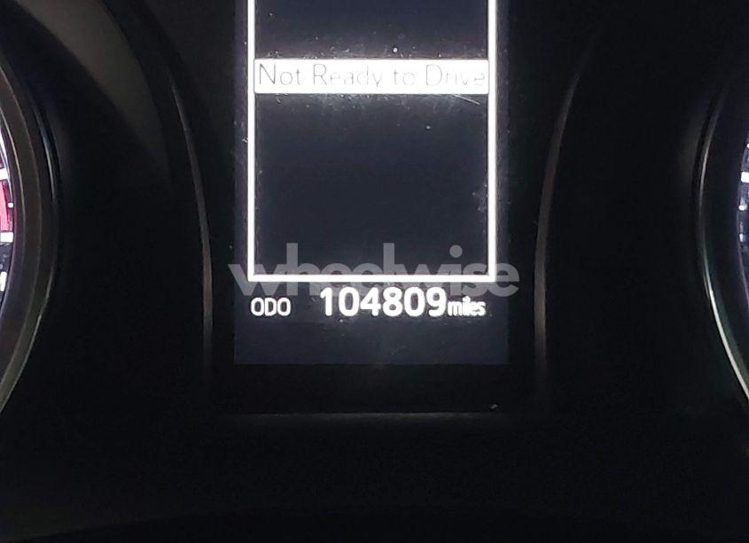 Photo 15 of 2018 Toyota Camry SE (VIN 4T1B11HK5JU017982)