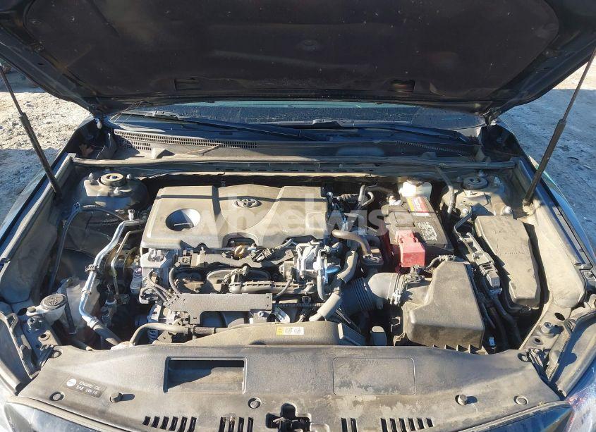 Photo 10 of 2018 Toyota Camry SE (VIN 4T1B11HK5JU054532)