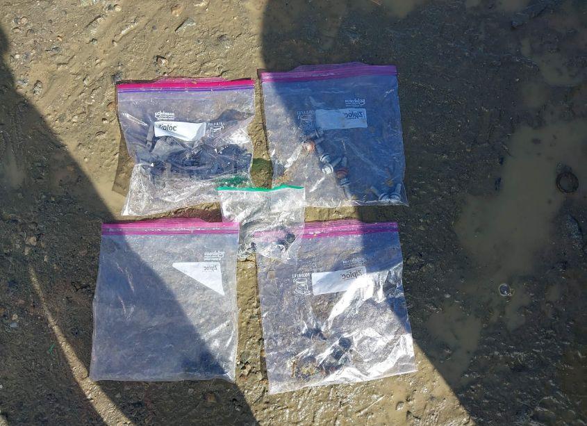 Photo 18 of 2018 Toyota Camry LE (VIN 4T1B11HK5JU069788)