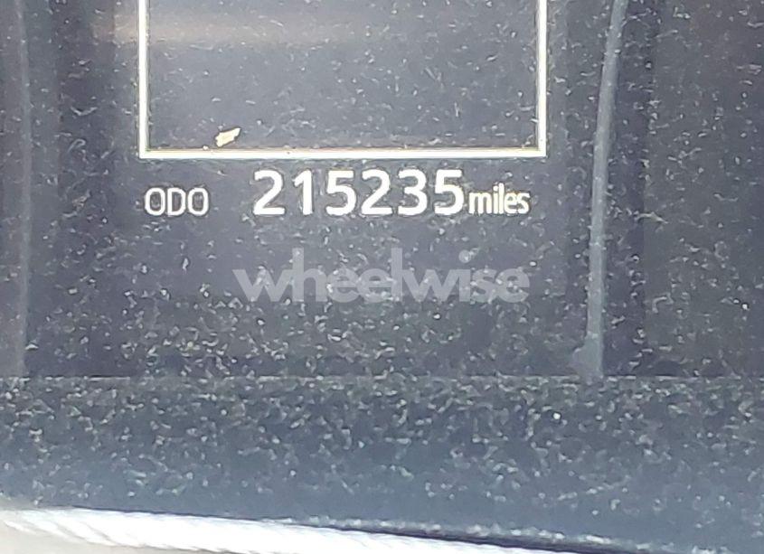 Photo 15 of 2018 Toyota Camry SE (VIN 4T1B11HK5JU076028)