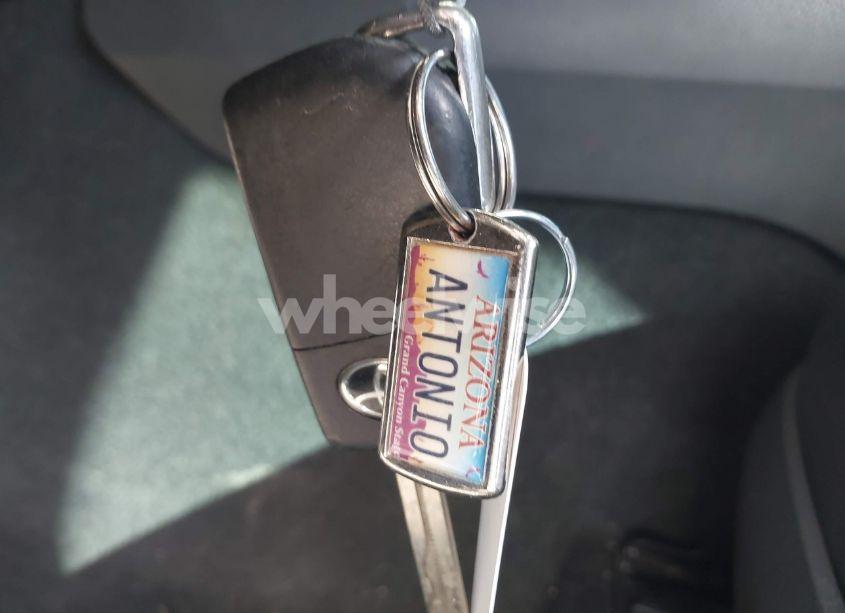 Photo 11 of 2018 Toyota Camry SE (VIN 4T1B11HK5JU102451)