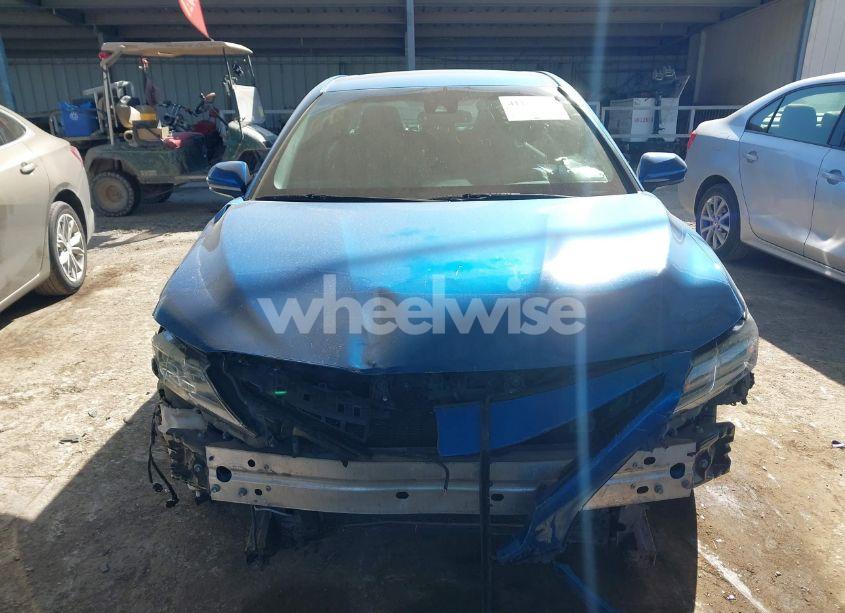 Photo 13 of 2018 Toyota Camry SE (VIN 4T1B11HK5JU102451)