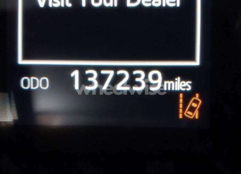 Photo 16 of 2018 Toyota Camry SE (VIN 4T1B11HK5JU102451)