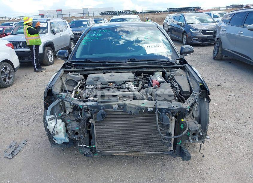 Photo 13 of 2018 Toyota Camry SE (VIN 4T1B11HK5JU127494)