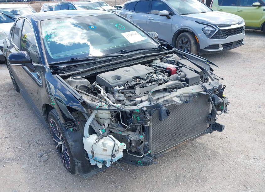 Photo 6 of 2018 Toyota Camry SE (VIN 4T1B11HK5JU127494)