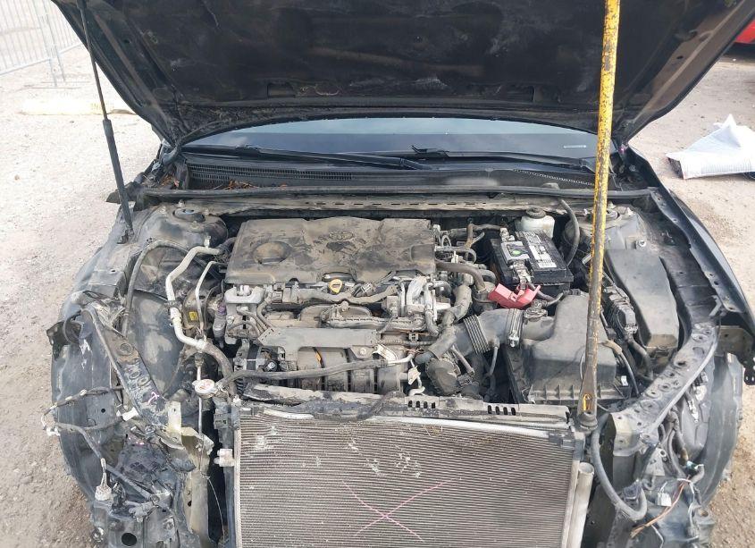 Photo 10 of 2018 Toyota Camry SE (VIN 4T1B11HK5JU153335)