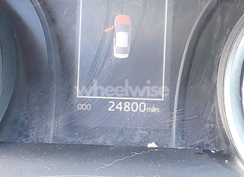 Photo 15 of 2018 Toyota Camry LE (VIN 4T1B11HK5JU520010)