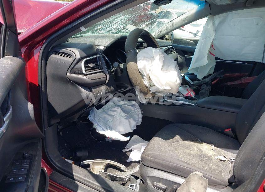 Photo 5 of 2018 Toyota Camry LE (VIN 4T1B11HK5JU527586)