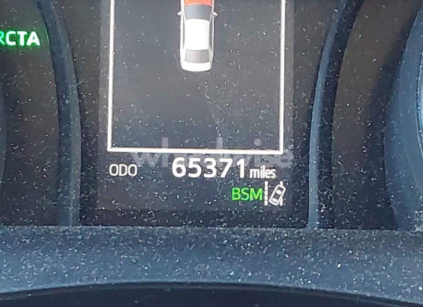 Photo 15 of 2018 Toyota Camry LE (VIN 4T1B11HK5JU542279)