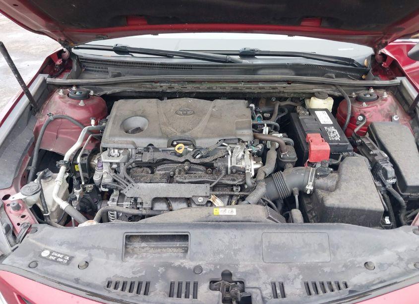 Photo 10 of 2018 Toyota Camry SE (VIN 4T1B11HK5JU543187)