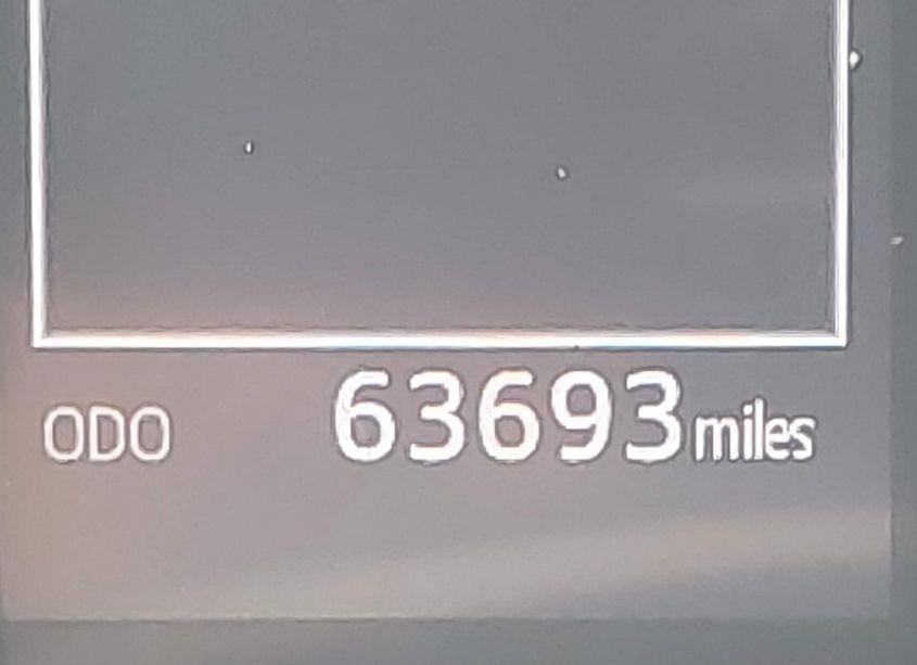 Photo 15 of 2018 Toyota Camry SE (VIN 4T1B11HK5JU551449)