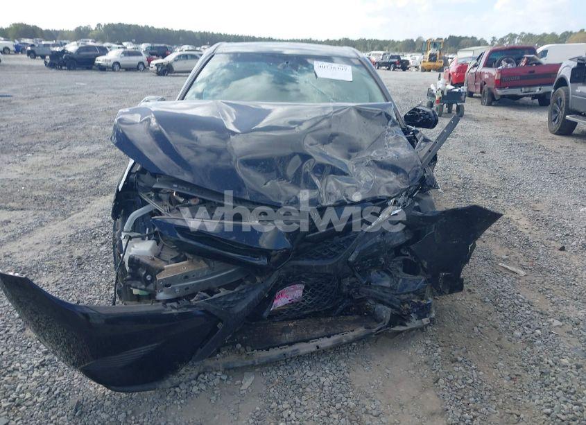 Photo 12 of 2018 Toyota Camry SE (VIN 4T1B11HK5JU594494)