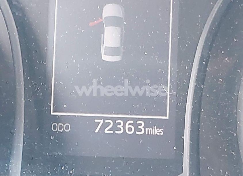 Photo 15 of 2018 Toyota Camry SE (VIN 4T1B11HK5JU614002)