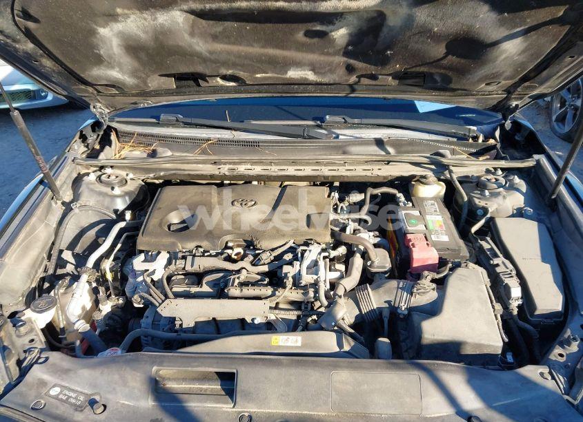 Photo 10 of 2018 Toyota Camry LE (VIN 4T1B11HK5JU624903)