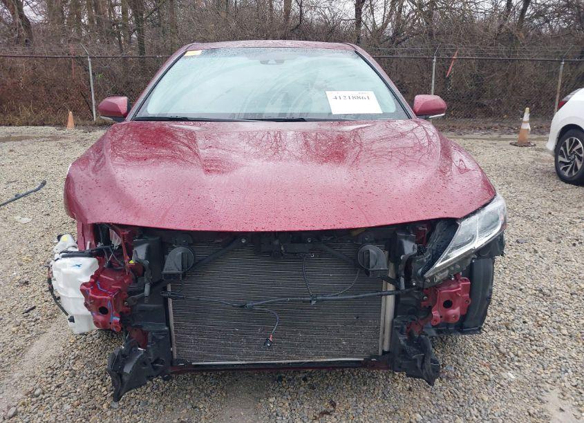 Photo 13 of 2018 Toyota Camry SE (VIN 4T1B11HK5JU627624)