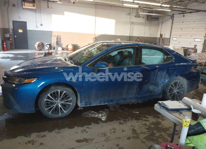 Photo 14 of 2019 Toyota Camry SE (VIN 4T1B11HK5KU159797)