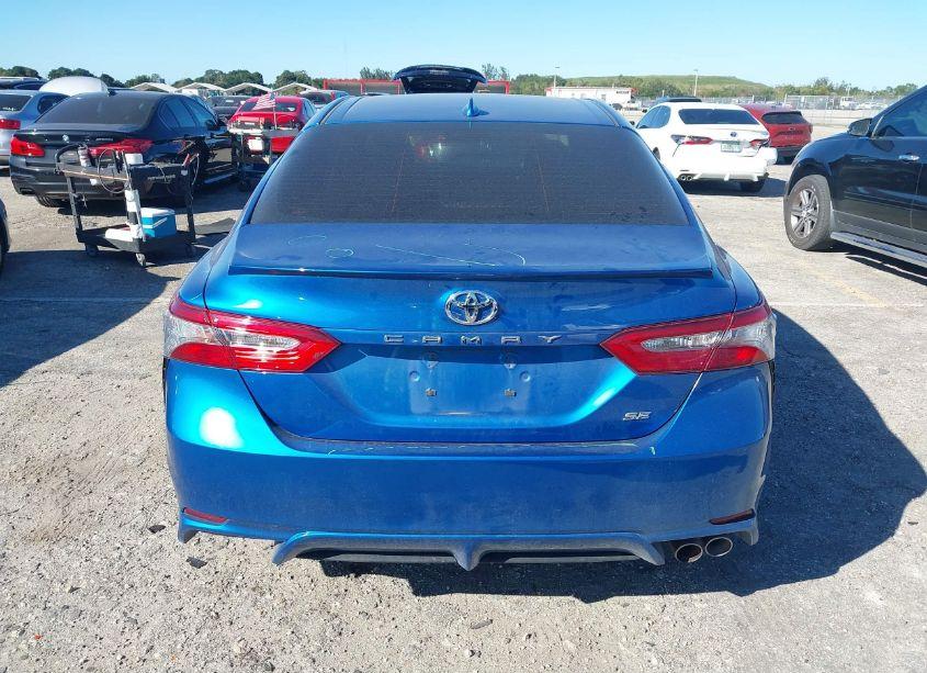 Photo 16 of 2019 Toyota Camry SE (VIN 4T1B11HK5KU162845)