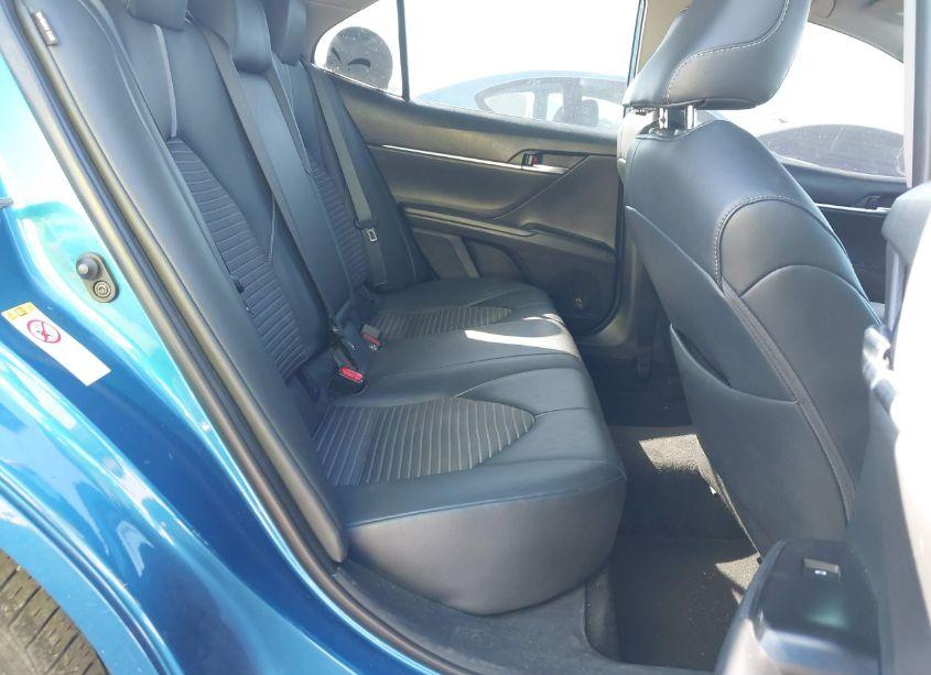 Photo 8 of 2019 Toyota Camry SE (VIN 4T1B11HK5KU162845)