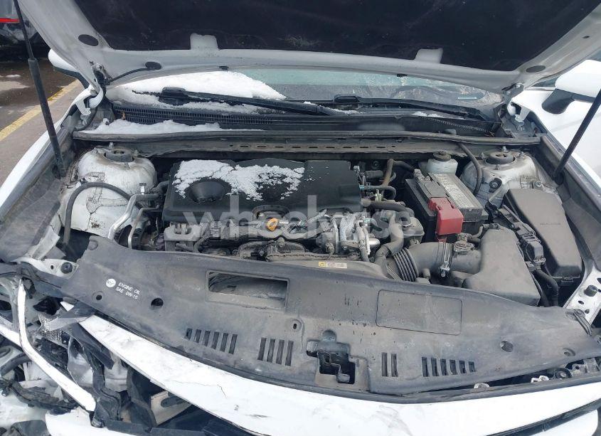 Photo 10 of 2019 Toyota Camry LE (VIN 4T1B11HK5KU204141)