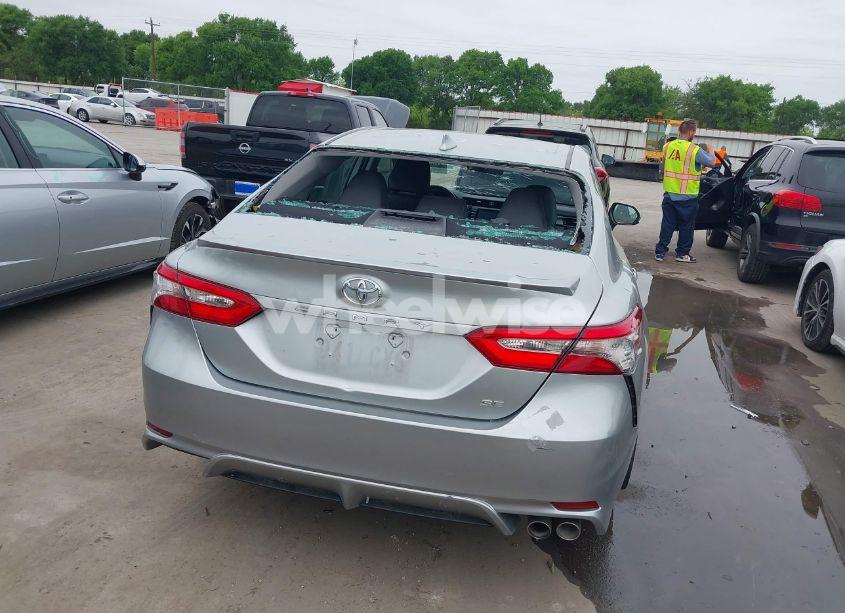 Photo 16 of 2019 Toyota Camry SE (VIN 4T1B11HK5KU207427)