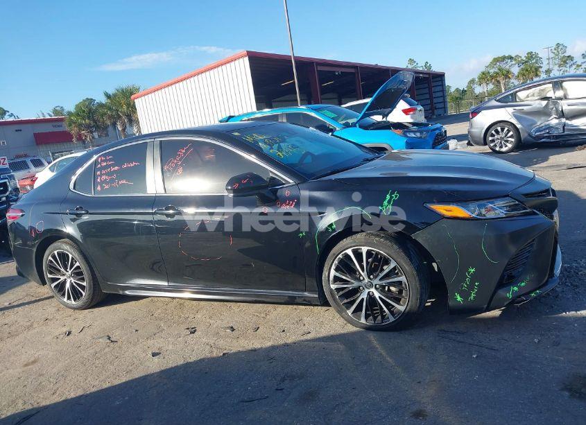 Photo 13 of 2019 Toyota Camry SE (VIN 4T1B11HK5KU212045)