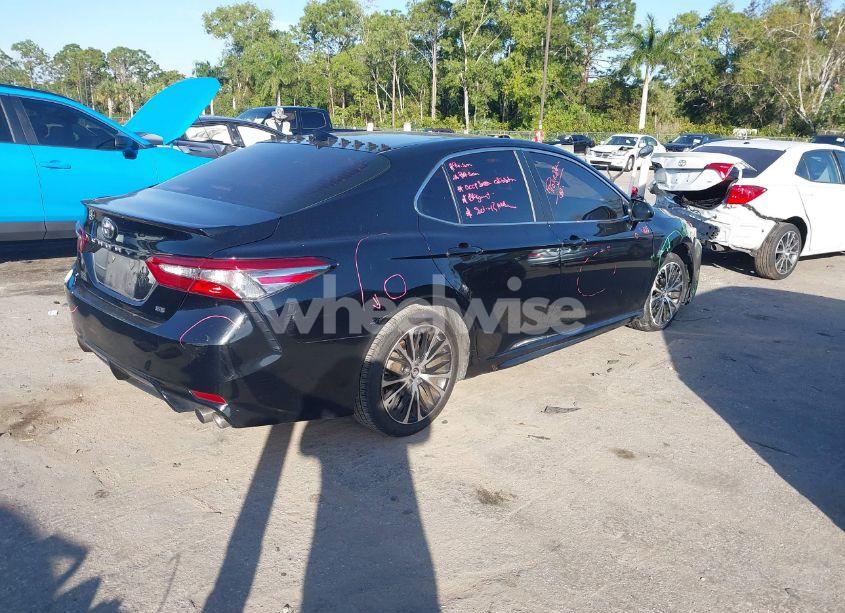 Photo 4 of 2019 Toyota Camry SE (VIN 4T1B11HK5KU212045)