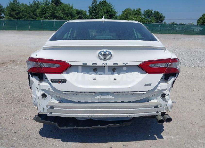 Photo 17 of 2019 Toyota Camry SE (VIN 4T1B11HK5KU217312)