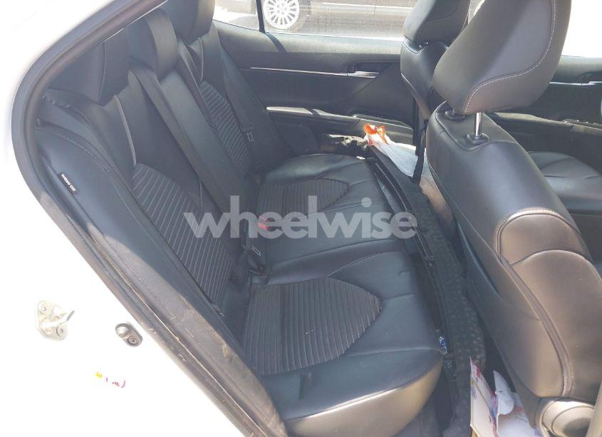 Photo 8 of 2019 Toyota Camry SE (VIN 4T1B11HK5KU217312)