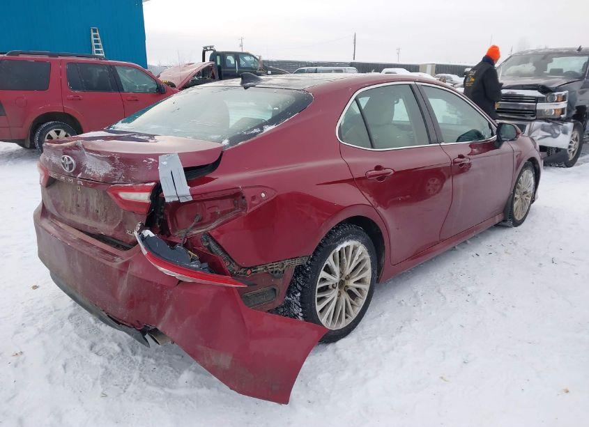 Photo 4 of 2019 Toyota Camry XLE (VIN 4T1B11HK5KU234353)