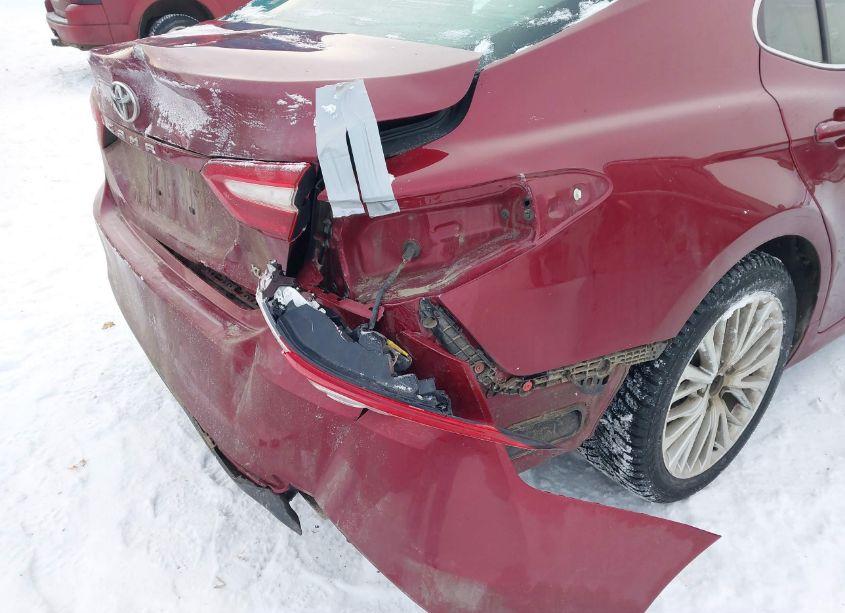 Photo 6 of 2019 Toyota Camry XLE (VIN 4T1B11HK5KU234353)